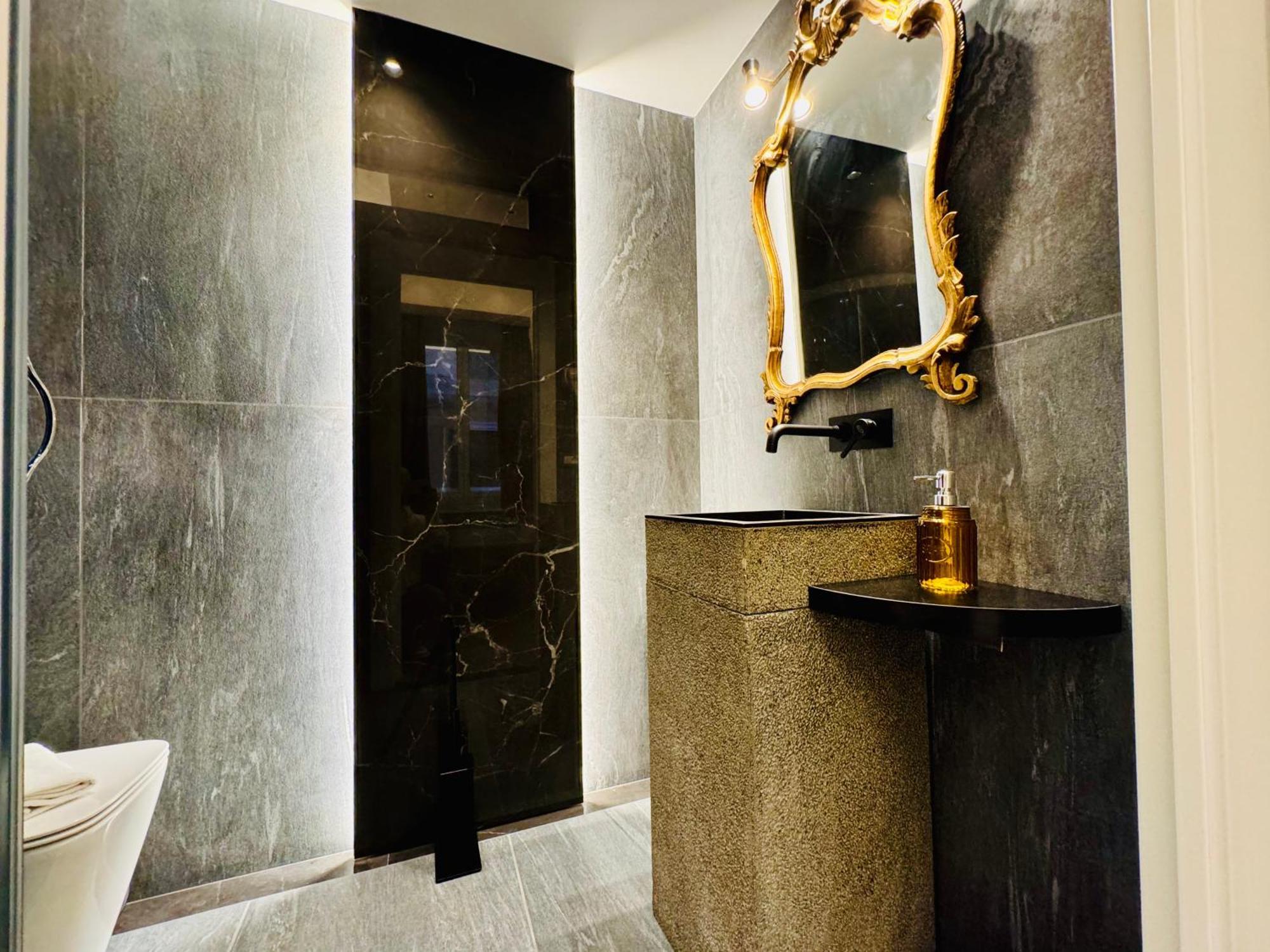 Hotel Antiqua Domus Roma Exterior foto