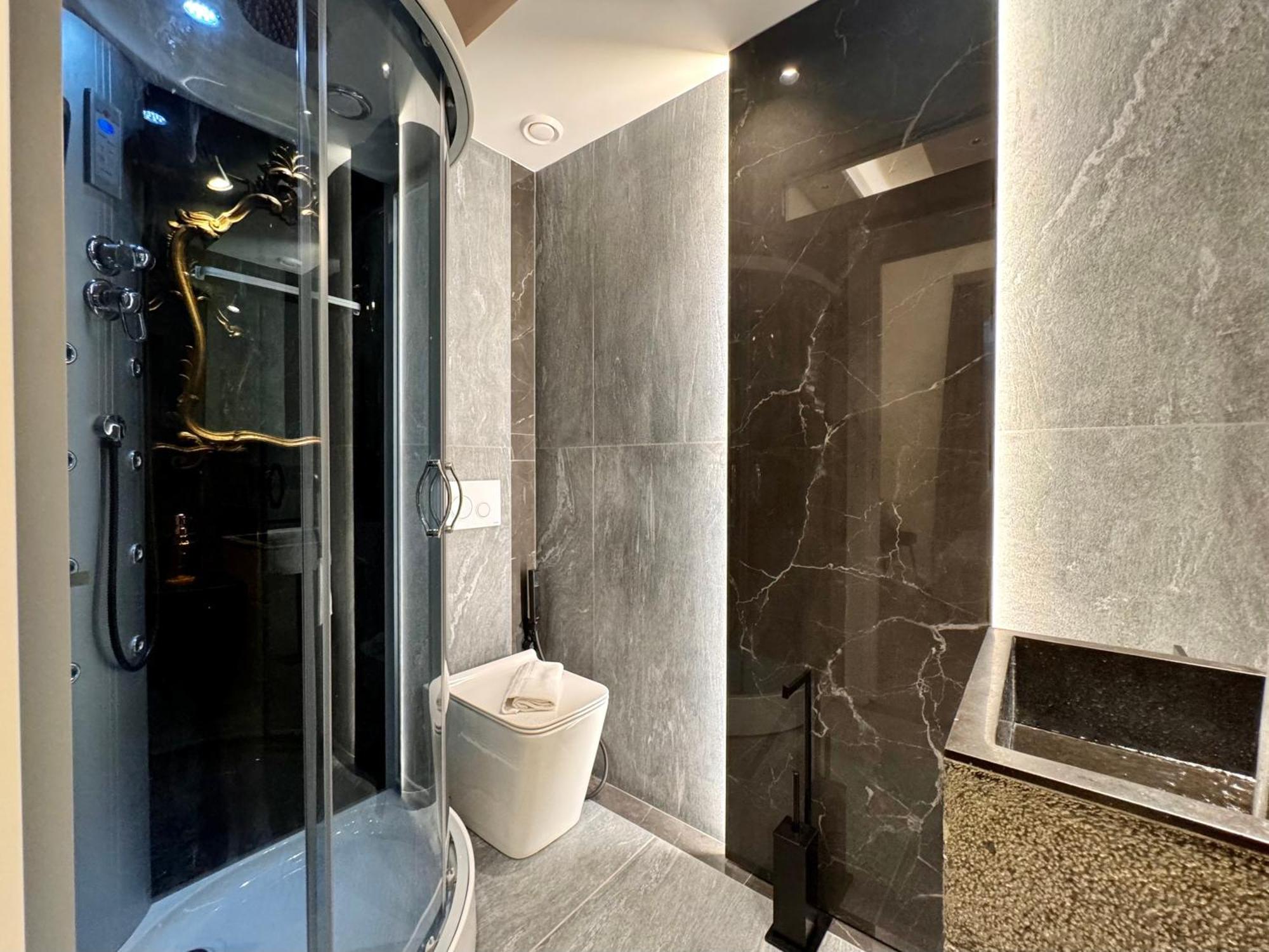 Hotel Antiqua Domus Roma Exterior foto