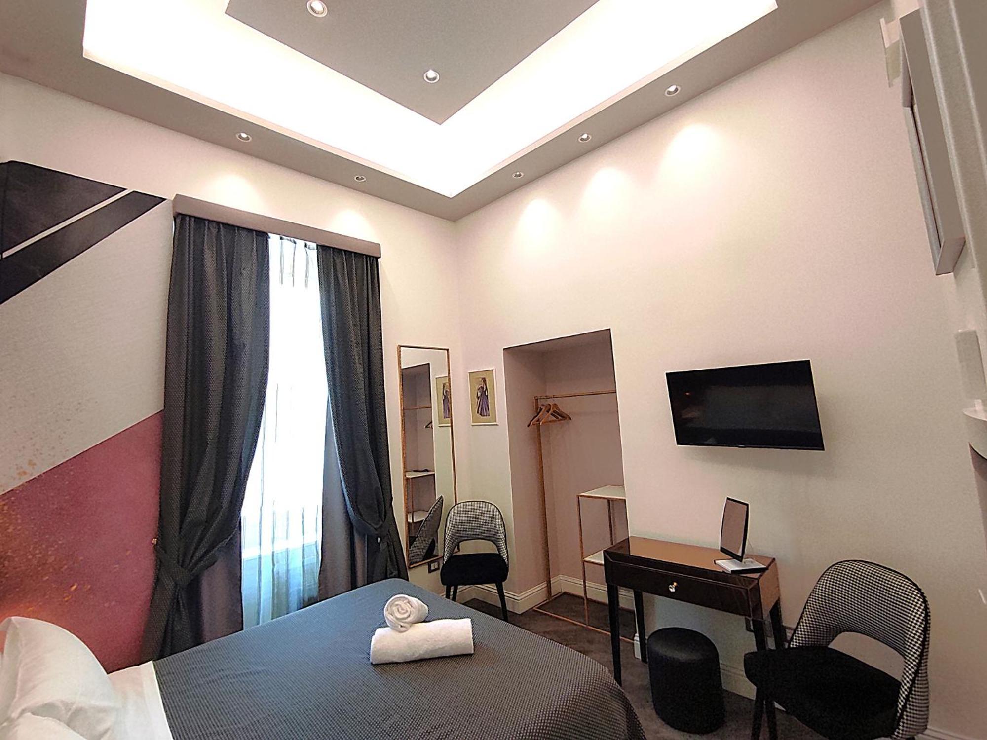 Hotel Antiqua Domus Roma Exterior foto